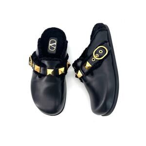 Valentino Garavani Roman Stud Shearling Lined Sabot Slip On Mules Slides 38